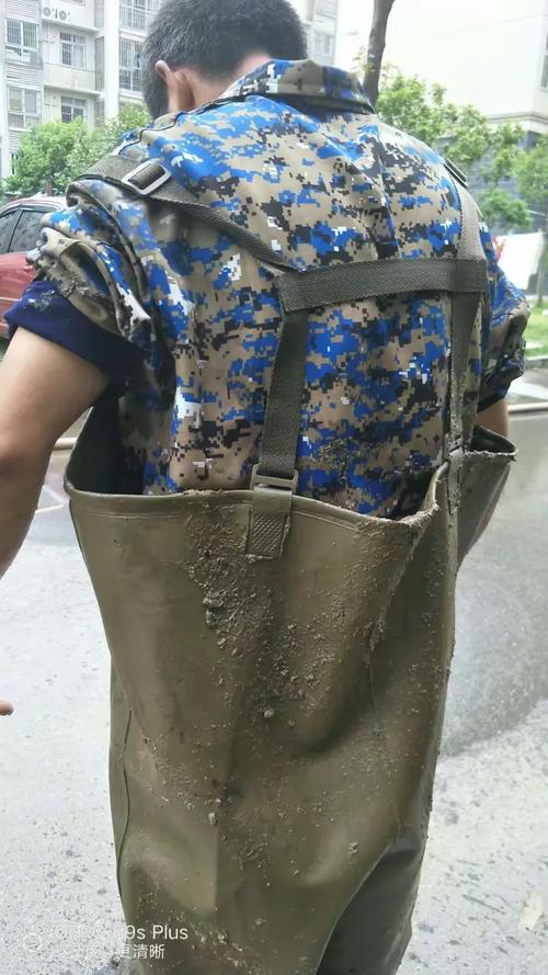 精诚物业菱泊湖小区物业管理服务处日常现场服务图片展示